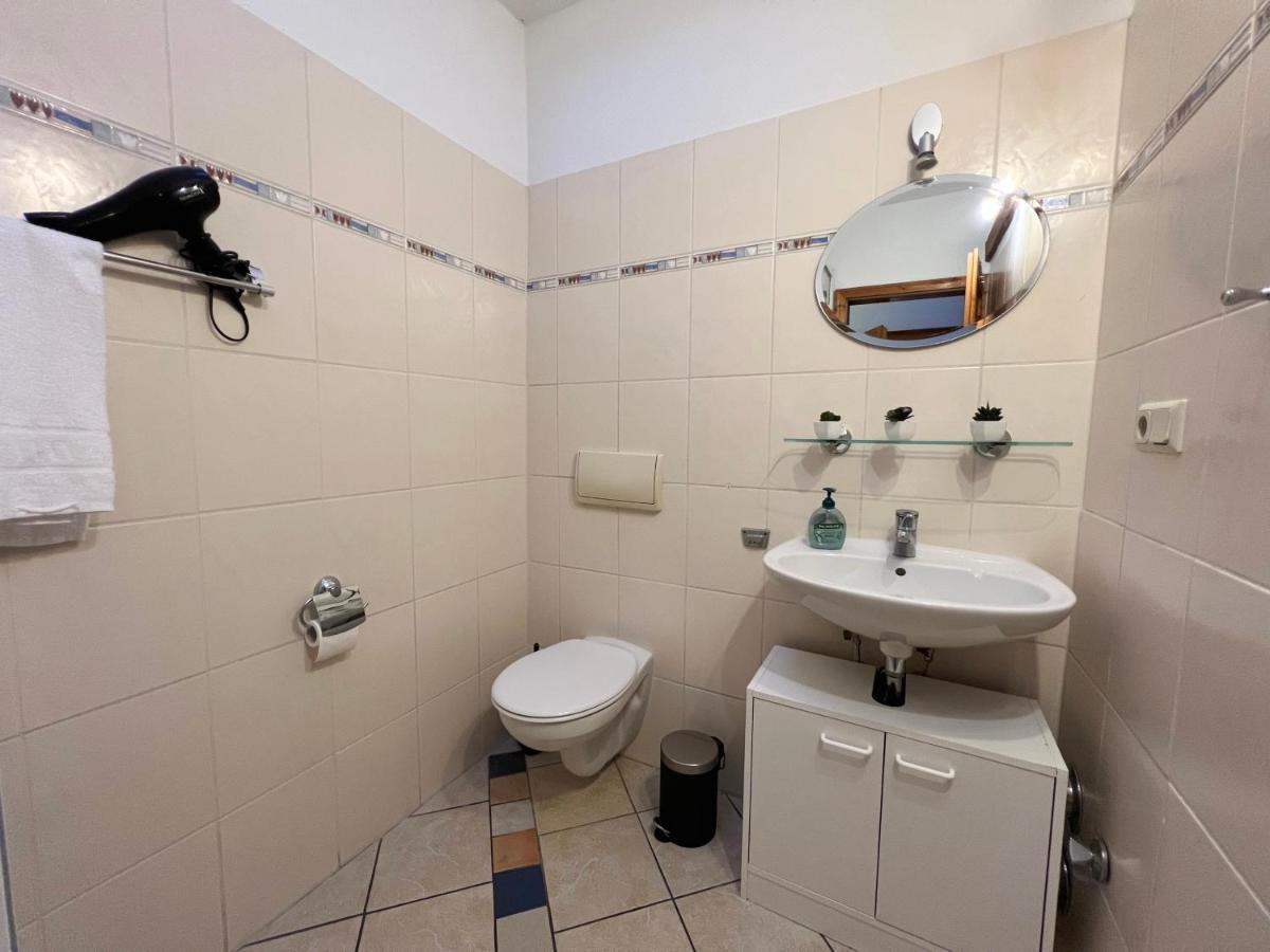 85Qm - Zentrale Lage - Parkplatz Διαμέρισμα Γκέτινγκεν Εξωτερικό φωτογραφία